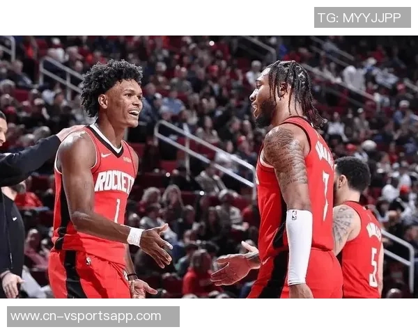 活塞主帅称白魔对CC犯规不当赞扬后者展现出顽强韧性